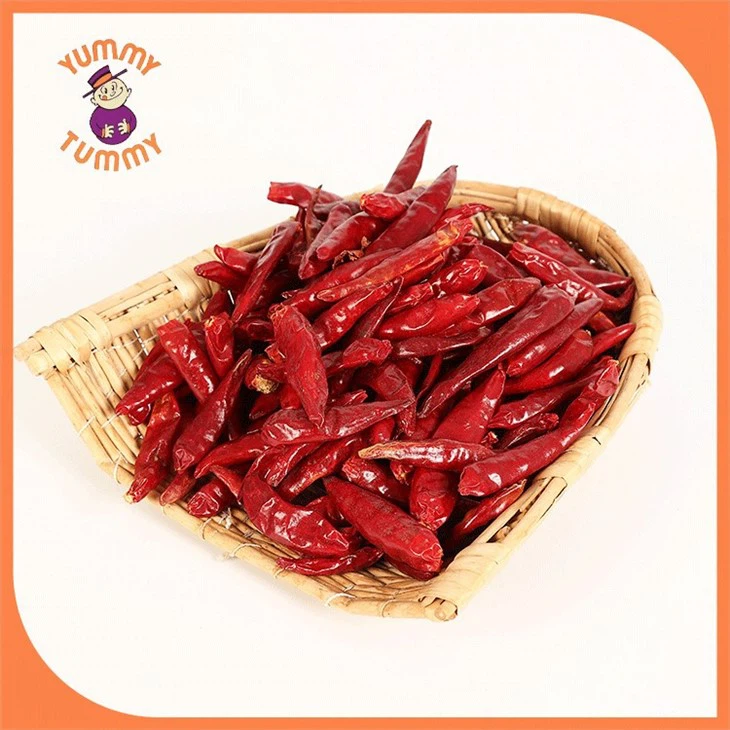whole hot red chili without stem (3)